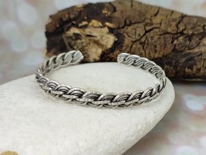 Braided bracelet