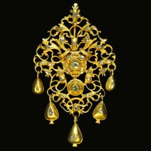 17th Century Jewelry