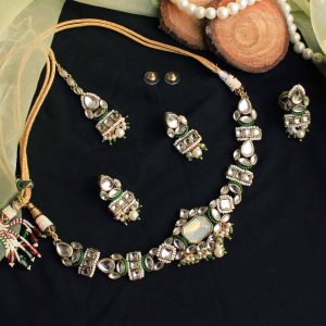 Kundan Jewellery set