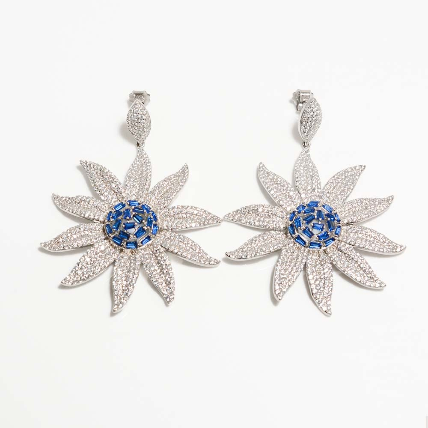 Exquisite Handcrafted 925 Pure Silver Earrings - R Narayan Jewellers | R  Narayan Jewellers