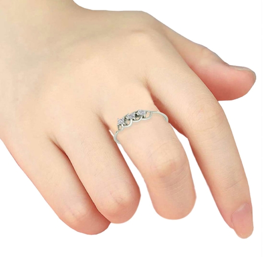 Shanvi Diamond Ring